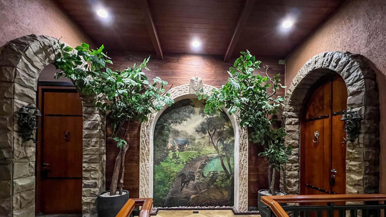 Living Room - The Mansion House 3